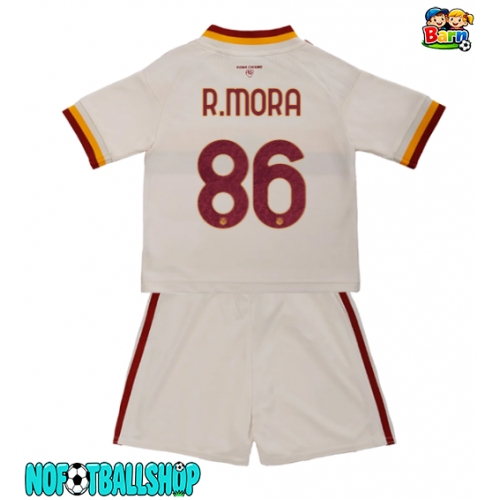 AS Roma Rodrigo Mora #86 Bortedraktsett Barn 2026-27 Kortermet (+ Korte bukser) AS Roma Rodrigo Mora #86 Bortedraktsett Barn 2026-27 Kortermet (+ Korte bukser)