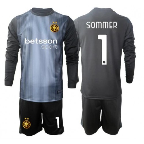 Inter Milan Yann Sommer #1 Keeper Hjemmedraktsett Barn 2025-26 Langermet (+ Korte bukser) Inter Milan Yann Sommer #1 Keeper Hjemmedraktsett Barn 2025-26 Langermet (+ Korte bukser)