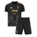 Juventus Gleison Bremer #3 Tredjedraktsett Barn 2026-27 Kortermet (+ Korte bukser) Juventus Gleison Bremer #3 Tredjedraktsett Barn 2026-27 Kortermet (+ Korte bukser)
