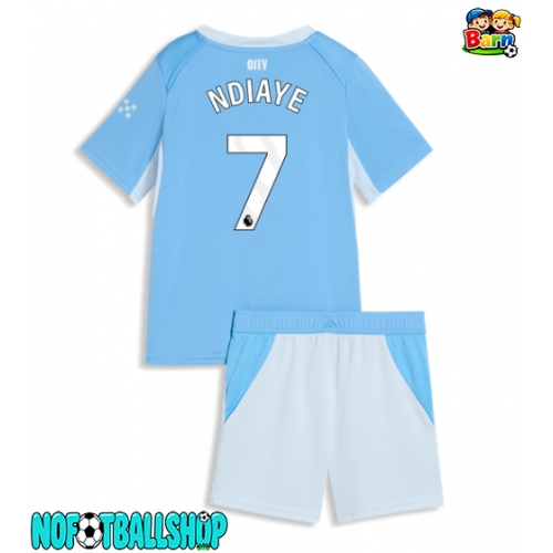 Manchester City Iliman Ndiaye #7 Hjemmedraktsett Barn 2026-27 Kortermet (+ Korte bukser) Manchester City Iliman Ndiaye #7 Hjemmedraktsett Barn 2026-27 Kortermet (+ Korte bukser)