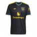 Manchester United Patrick Dorgu #13 Tredjedrakt 2025-26 Kortermet