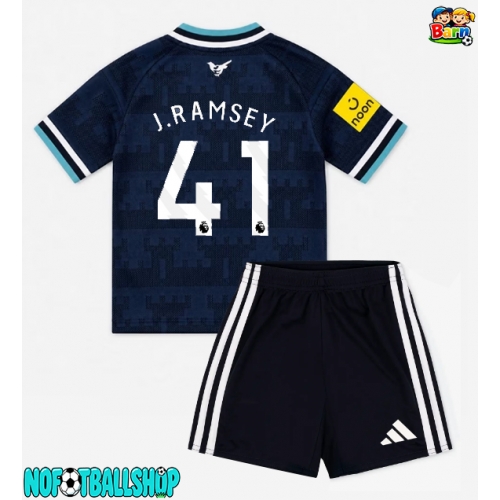 Newcastle United Jacob Ramsey #41 Bortedraktsett Barn 2026-27 Kortermet (+ Korte bukser) Newcastle United Jacob Ramsey #41 Bortedraktsett Barn 2026-27 Kortermet (+ Korte bukser)