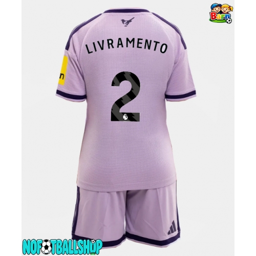 Newcastle United Tino Livramento #2 Tredjedraktsett Barn 2026-27 Kortermet (+ Korte bukser) Newcastle United Tino Livramento #2 Tredjedraktsett Barn 2026-27 Kortermet (+ Korte bukser)