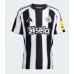 Newcastle United Tino Livramento #21 Hjemmedrakt 2025-26 Kortermet