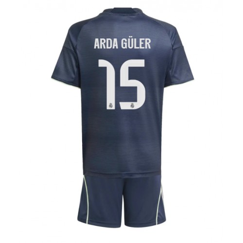 Real Madrid Arda Guler #15 Bortedraktsett Barn 2025-26 Kortermet (+ Korte bukser) Real Madrid Arda Guler #15 Bortedraktsett Barn 2025-26 Kortermet (+ Korte bukser)
