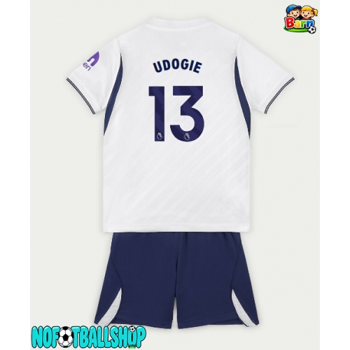 Tottenham Hotspur Destiny Udogie #13 Hjemmedraktsett Barn 2026-27 Kortermet (+ Korte bukser) Tottenham Hotspur Destiny Udogie #13 Hjemmedraktsett Barn 2026-27 Kortermet (+ Korte bukser)